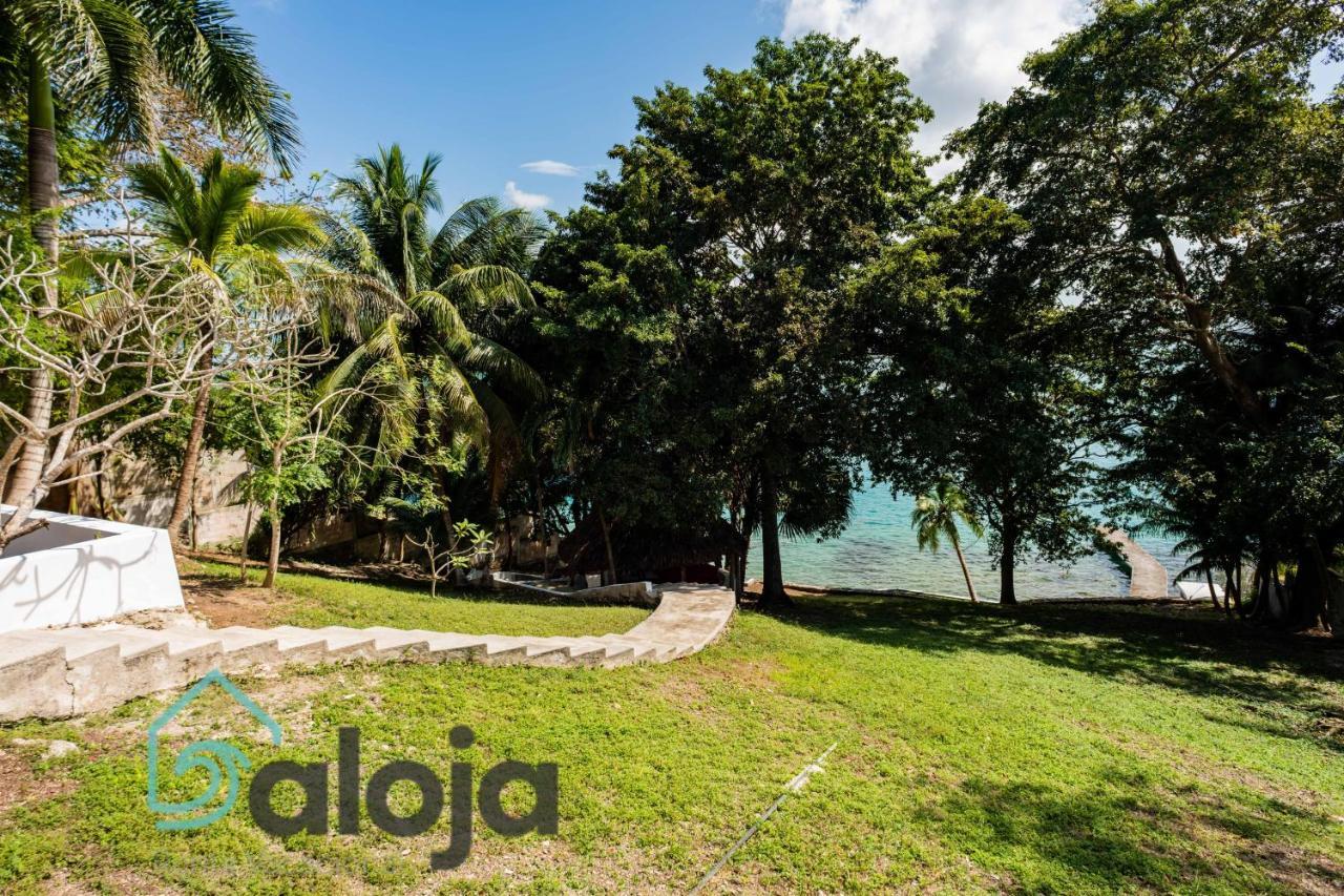 Villa Xtohil With Private Access To The Magic 7 Colors Lagoon Bacalar Exterior foto